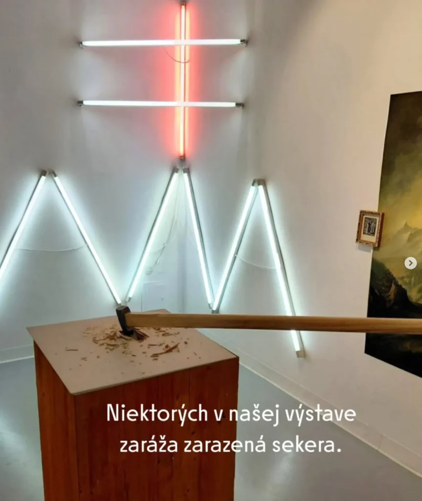 Interaktívna výstava Múzeum hodnôt – Obrazová správa o Slovensku, Pretórium Stredoslovenskej galérie, Banská Bystrica.