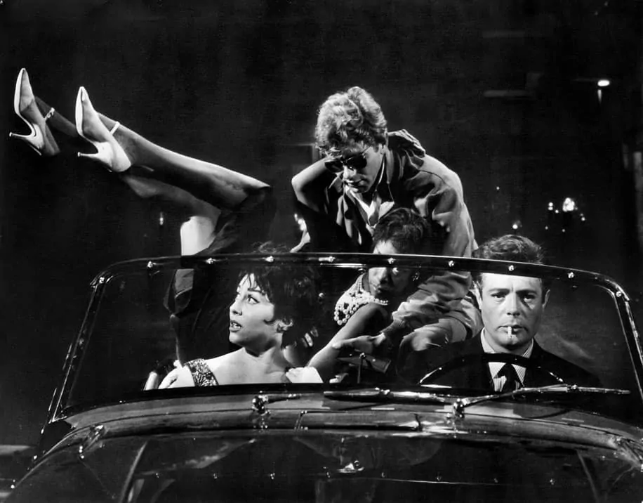 La Dolce Vita Federico Fellini film still 1960 Rome