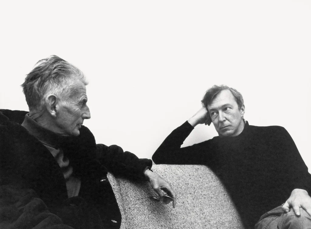 Samuel Beckett a Jasper Johns v Atelier Commelynck, Paríž, 1975. Foto: Robert Doisneau / Gamma-Rapho via Getty Images.
