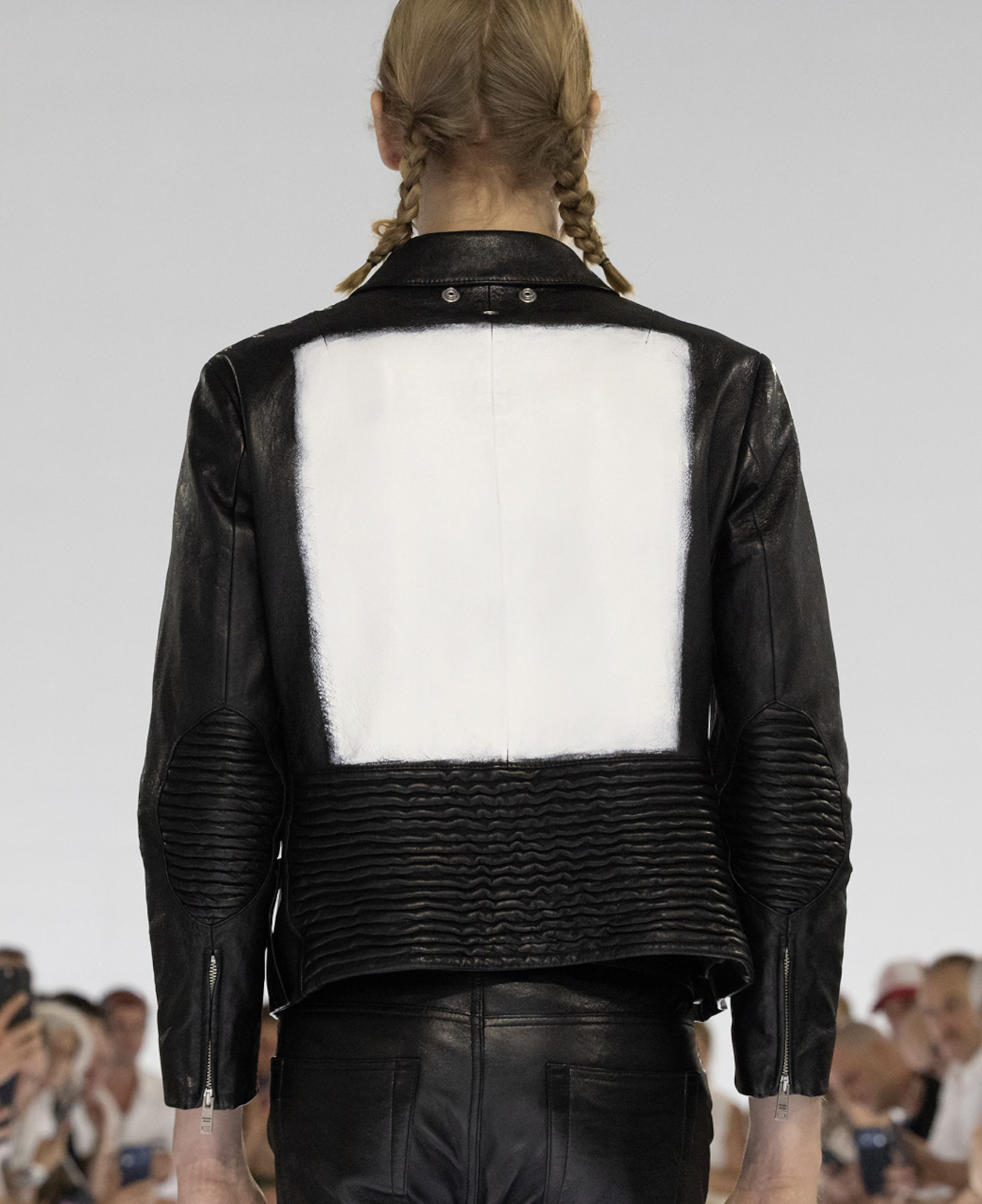 Prada Spring/Summer 2027 menswear: cvičenie v jasnosti