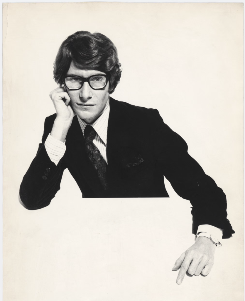 Yves Saint Laurent, portrét, 1966, fotografia Harry Meerson