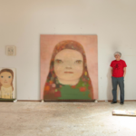 Yoshitomo Nara vo svojom ateliéri, 2026, foto Keita Saiki