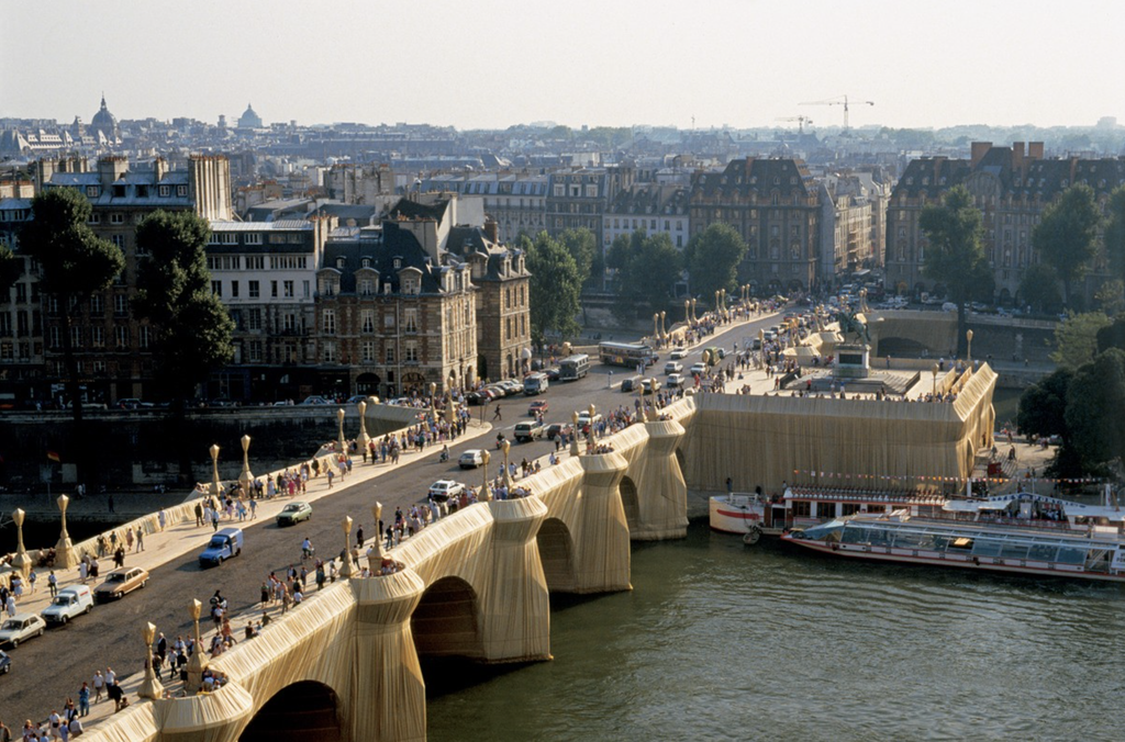 Christo Jeanne-Claude Pont Neuf Wrapped