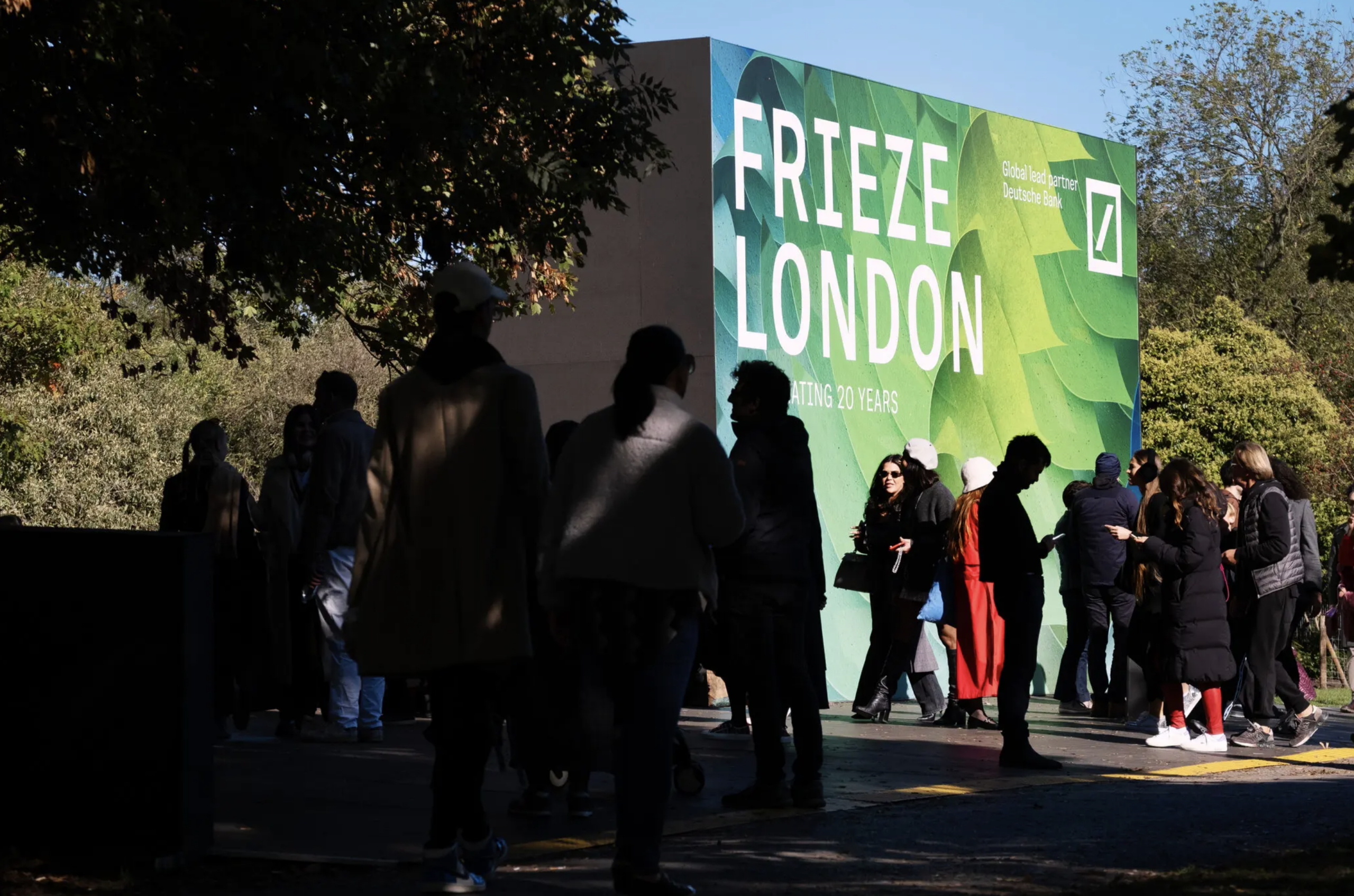 Frieze London v roku 2023, pohľad na areál veľtrhu v Regent's Parku