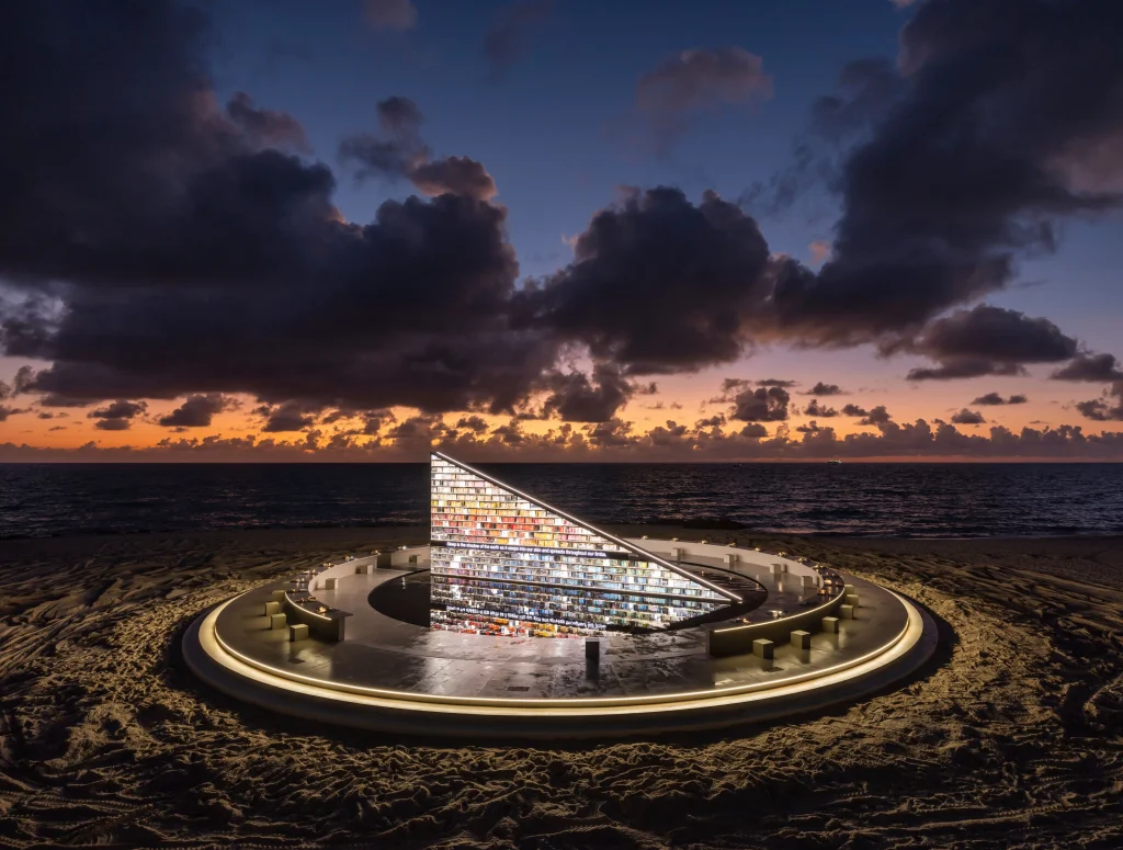 Es Devlin, Library of Us, kinetická knižná inštalácia predstavená počas Miami Art Week. Zdroj: esdevlin.com